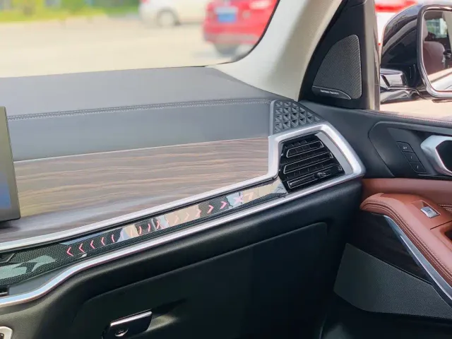 BMW X7 — Фото автомобиля 23