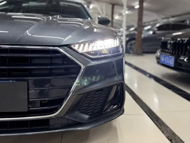 Audi A7 — Фото автомобиля 3