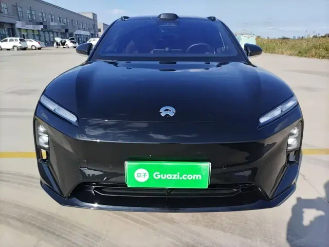 Nio ET5 Touring — Фото автомобиля 2