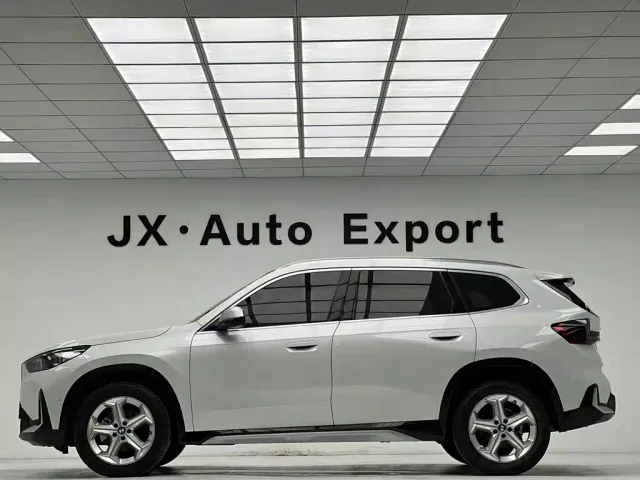 BMW X1 — Фото автомобиля 6