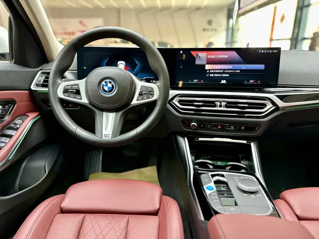 BMW i3 — Фото автомобиля 5