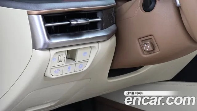 Hyundai Grandeur — Фото автомобиля 15