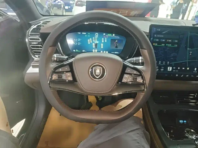 BYD Han — Фото автомобиля 6