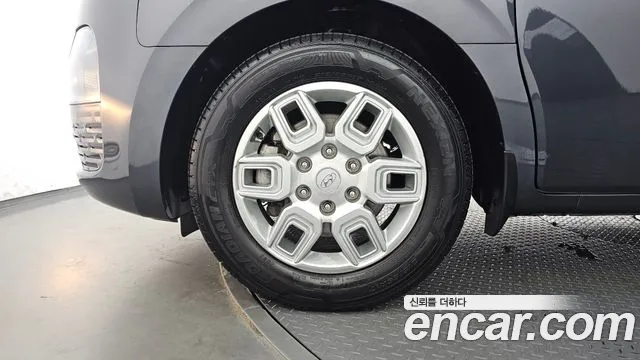 Hyundai Staria Staria Tourer 9 мест — Фото автомобиля 5