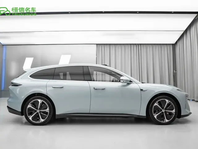 Nio ET5 Touring — Фото автомобиля 7