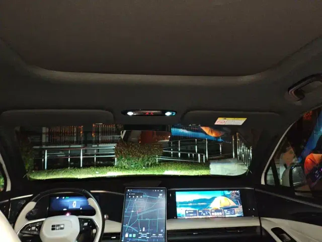 Geely Galaxy L7 — Фото автомобиля 14