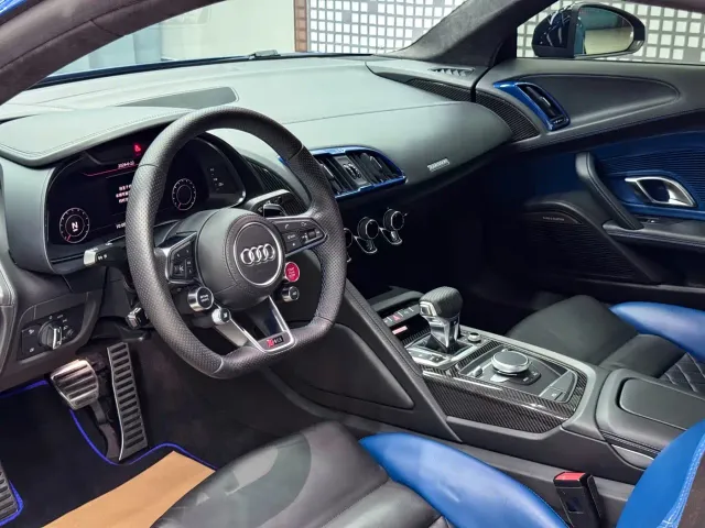 Audi R8 — Фото автомобиля 4