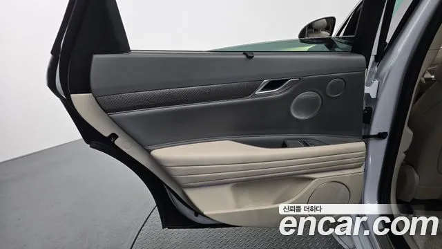 Genesis G80 Бензин 2.5 турбо 2WD — Фото автомобиля 22