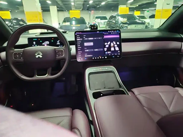 Nio ET5 Touring — Фото автомобиля 9