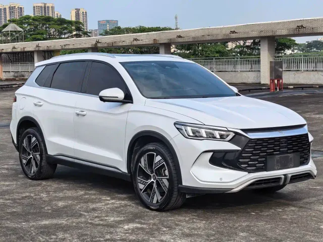 BYD Song Pro — Фото автомобиля 2