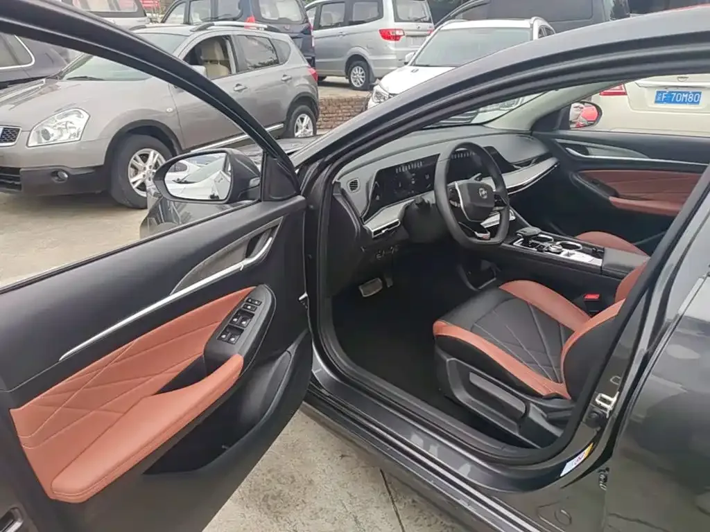 Changan Eado 2024 PLUS Blue Whale NE 1.4T GDI DCT High Performance Edition — Фото автомобиля 15
