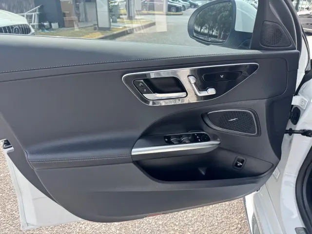 Mercedes-Benz C-Class — Фото автомобиля 13