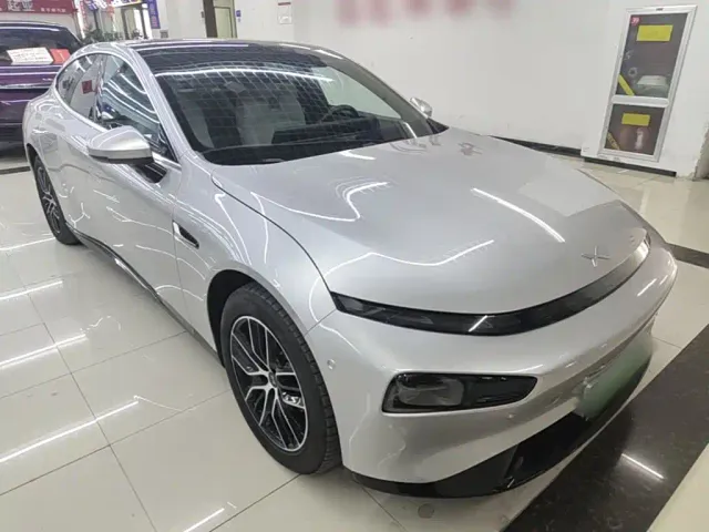 Xpeng P7 — Фото автомобиля 3