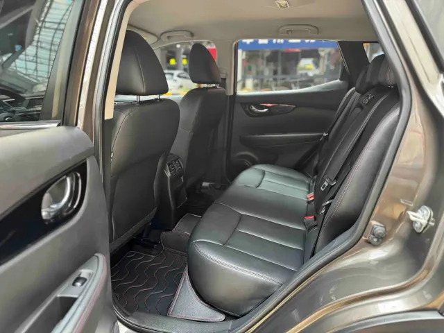 Nissan Qashqai — Фото автомобиля 8