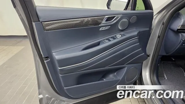 Genesis GV80 — Фото автомобиля 20