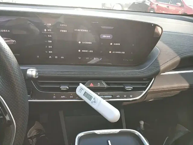 Buick LaCrosse — Фото автомобиля 12