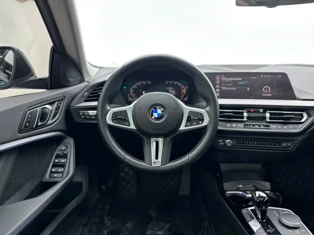BMW 2 Series — Фото автомобиля 11