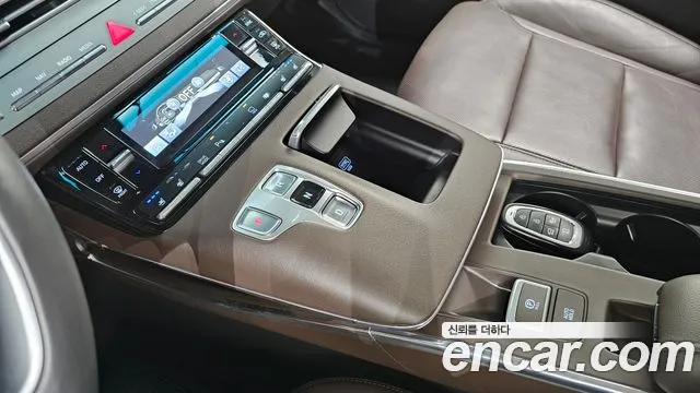 Hyundai Grandeur Новый Grandeur IG — Фото автомобиля 9