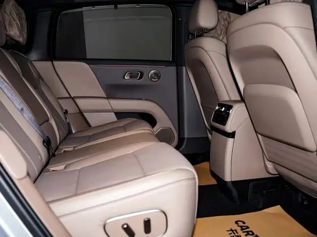 Li Auto i6 — Фото автомобиля 26