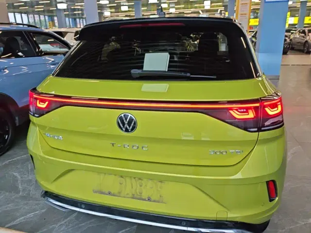 Volkswagen T-Roc — Фото автомобиля 5
