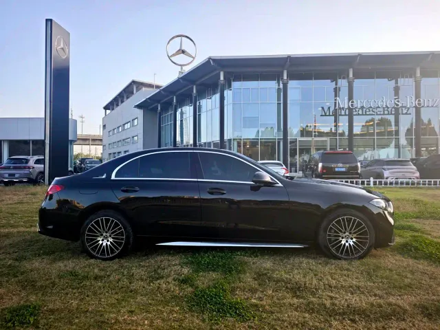 Mercedes-Benz C-Class — Фото автомобиля 4