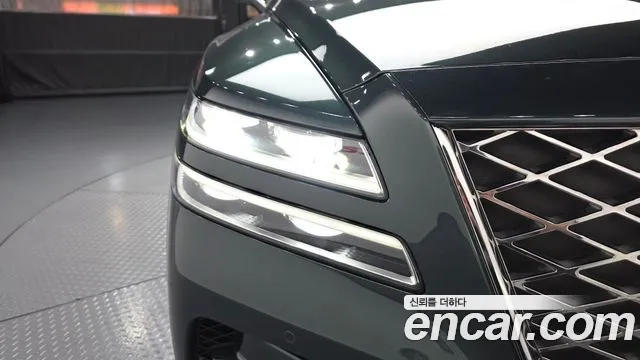 Genesis GV80 — Фото автомобиля 7