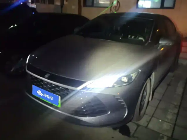 Фотография автомобиля — BYD Qin PLUS