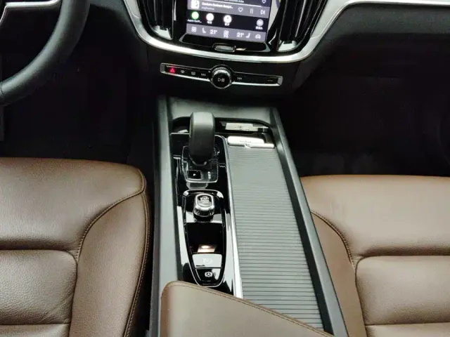 Volvo S60 — Фото автомобиля 16