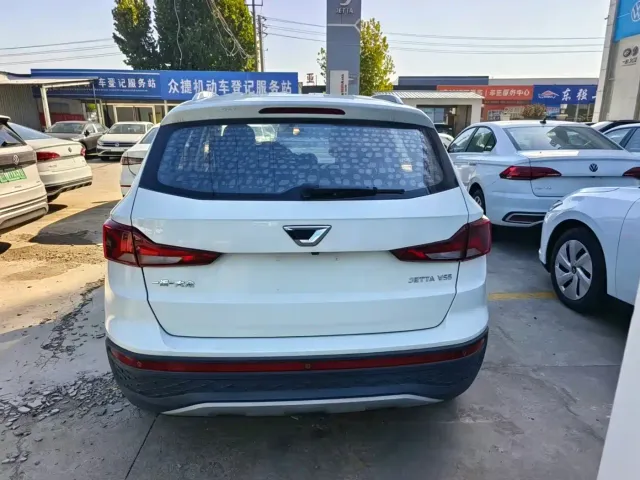 Jetta VS5 — Фото автомобиля 5