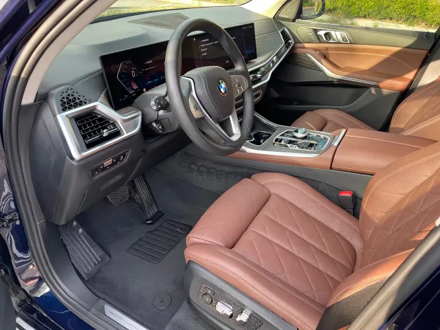 BMW X7 — Фото автомобиля 3