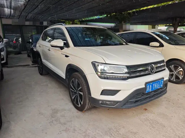 Volkswagen Tharu — Фото автомобиля 3