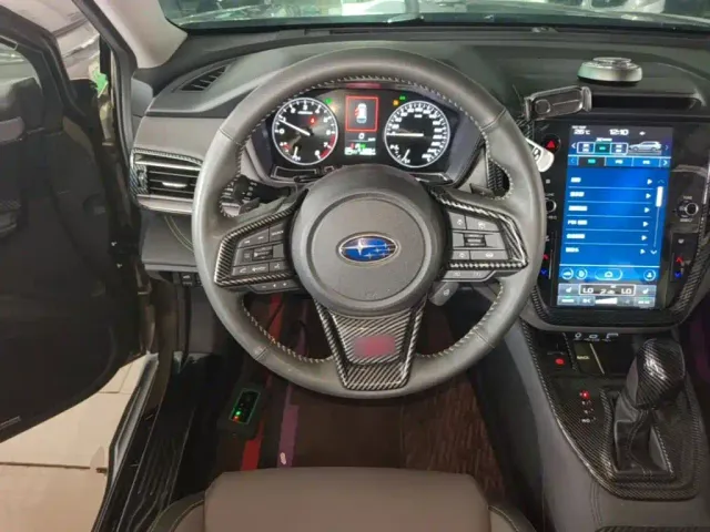 Subaru Outback — Фото автомобиля 10