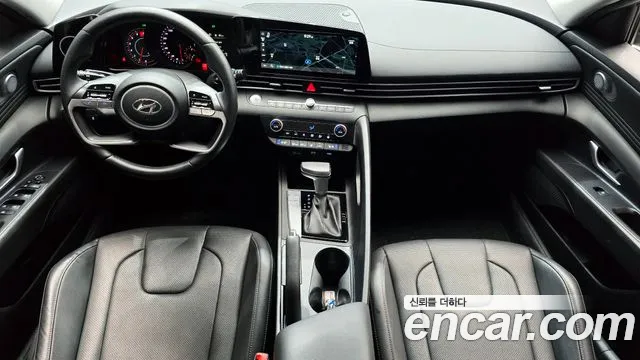 Hyundai Avante CN7 — Фото автомобиля 10