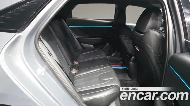 Hyundai AVANTE — Фото автомобиля 12