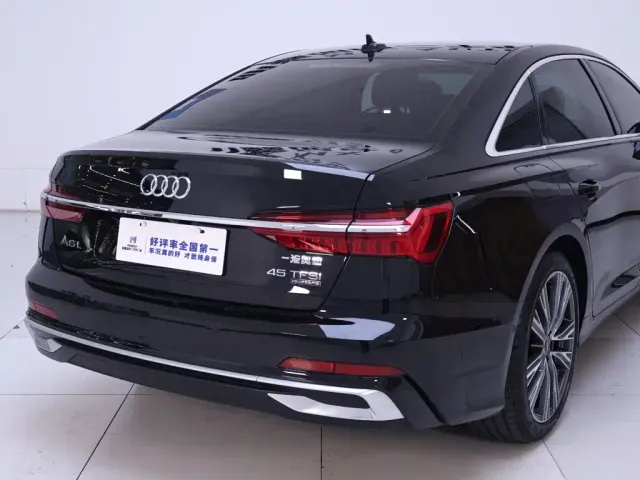 Audi A6L — Фото автомобиля 8