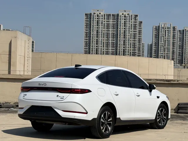 BYD Qin PLUS — Фото автомобиля 5