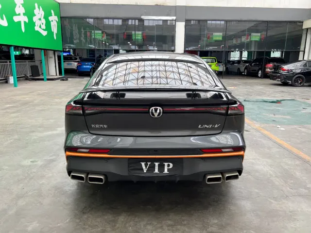 Changan UNI-V — Фото автомобиля 10