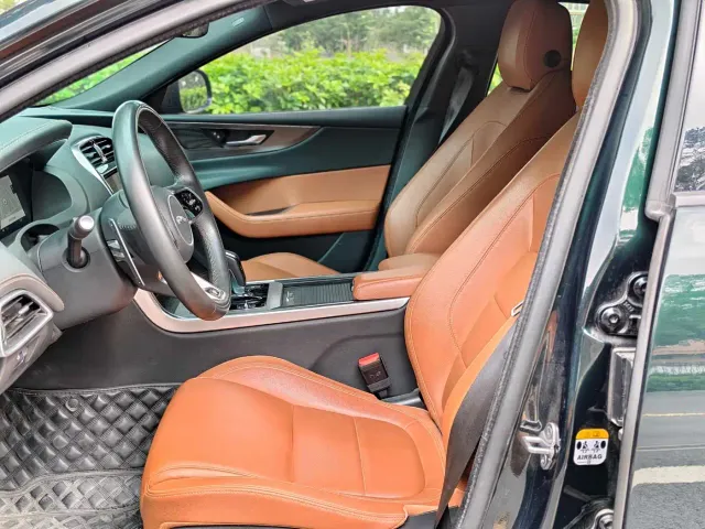 Jaguar XEL — Фото автомобиля 9