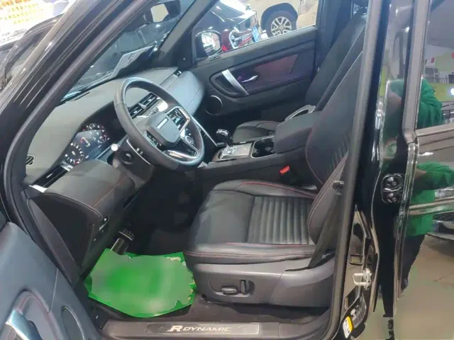 Land Rover Discovery Sport — Фото автомобиля 14