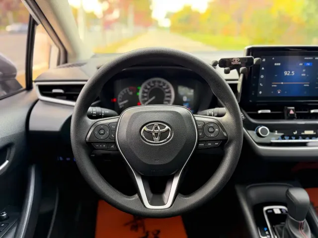 Toyota Corolla — Фото автомобиля 11