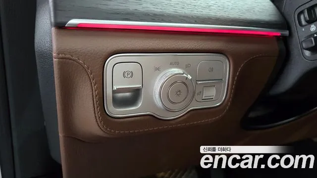 Mercedes-Benz GLE-Class — Фото автомобиля 3