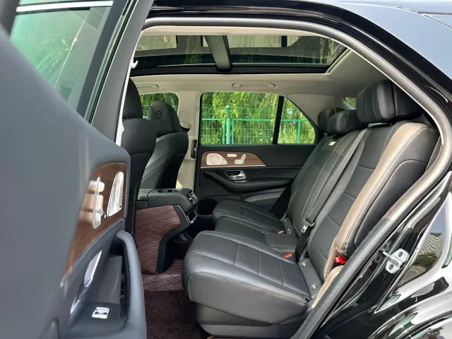 Mercedes-Benz GLE-Class — Фото автомобиля 11