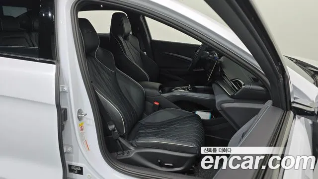 BYD Seal — Фото автомобиля 16