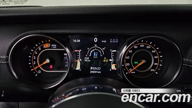 Jeep Wrangler Wrangler (JL) 2.0 Overland 4 двери — Фото автомобиля 8