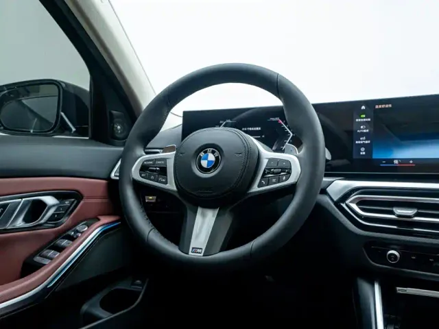BMW 3 Series — Фото автомобиля 16