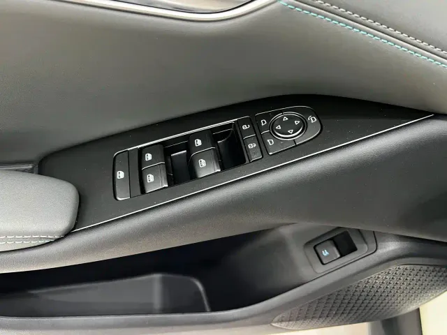 BYD Qin L — Фото автомобиля 8