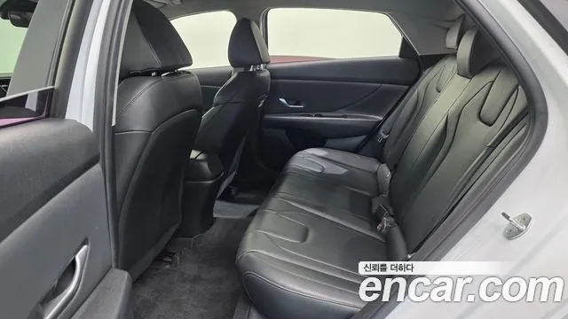 Hyundai Avante CN7 — Фото автомобиля 26