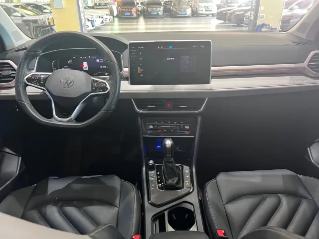 Volkswagen Tharu — Фото автомобиля 10