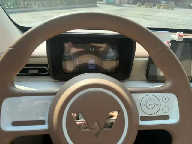 Wuling Hongguang Mini EV — Фото автомобиля 9