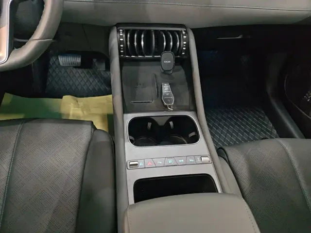 BYD Yuan PLUS — Фото автомобиля 13